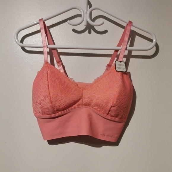 NEW with tags Adrienne vittadini medium peach wireless bra - Picture 2 of 6